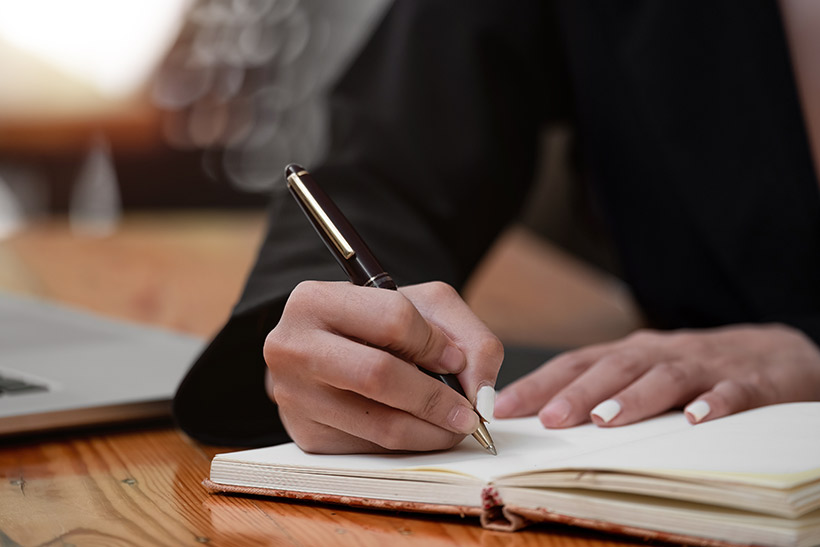 会议摘要怎么写?学术会议论文格式要求与写作规范全指南