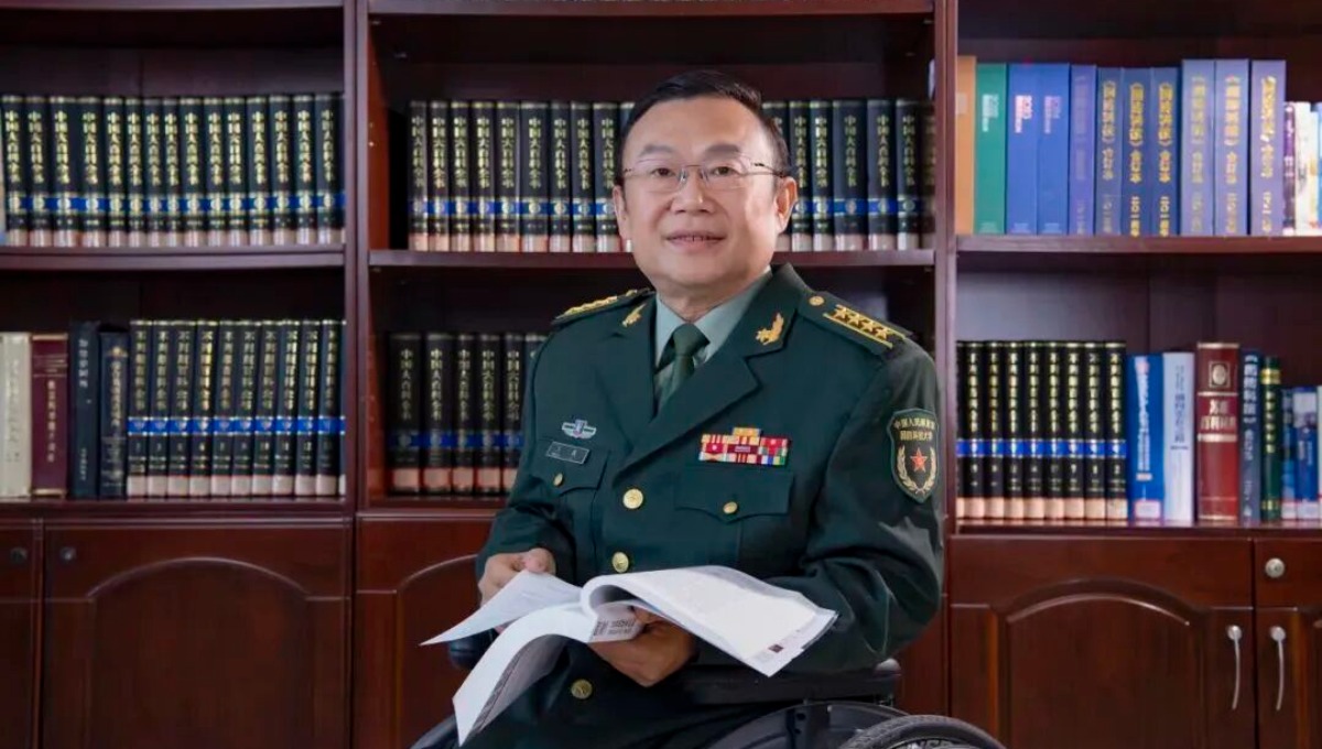 国防科技大学教师王戟，获“时代楷模”称号